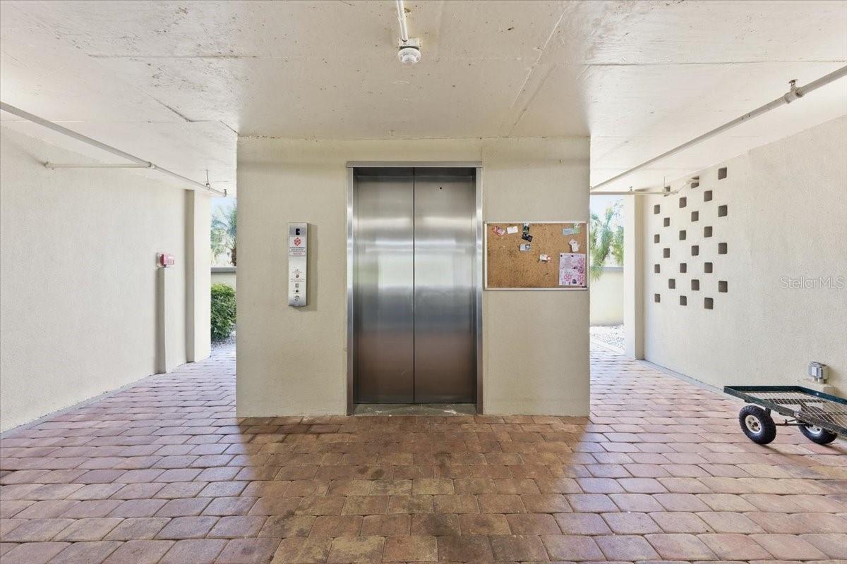 10045 LINKS LN #203, ROTONDA WEST, FL — photo 35