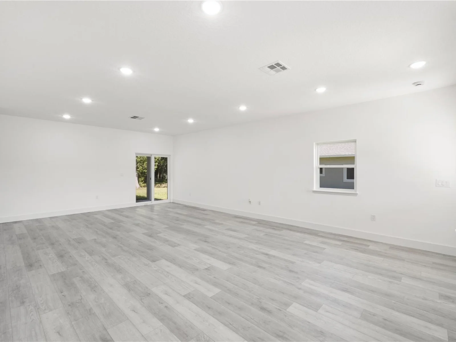 820 E DESOTO ST, CLERMONT, FL — photo 3