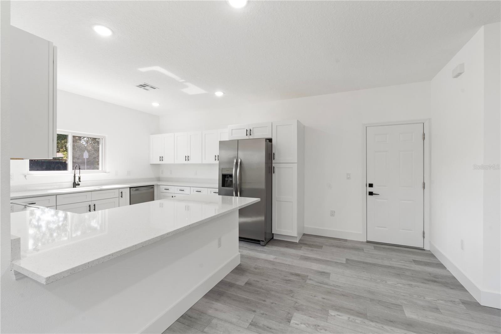 820 E DESOTO ST, CLERMONT, FL — photo 10
