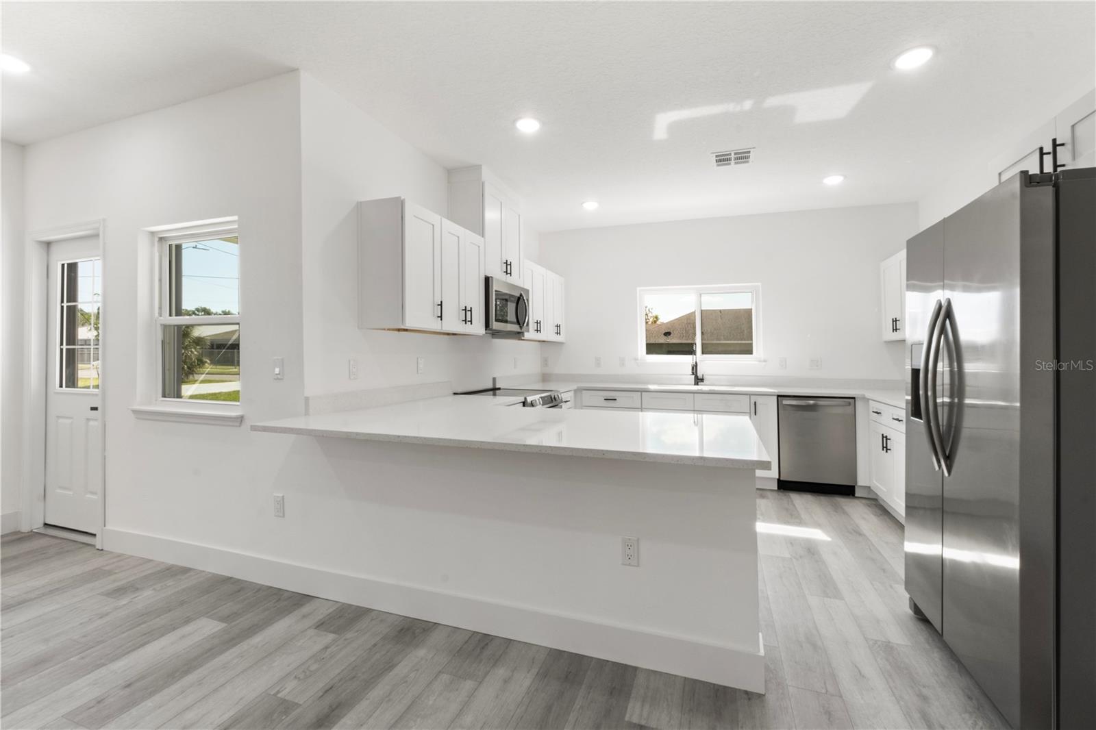 820 E DESOTO ST, CLERMONT, FL — photo 11