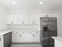820 E DESOTO ST — photo 17