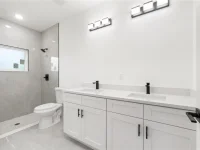820 E DESOTO ST — photo 51