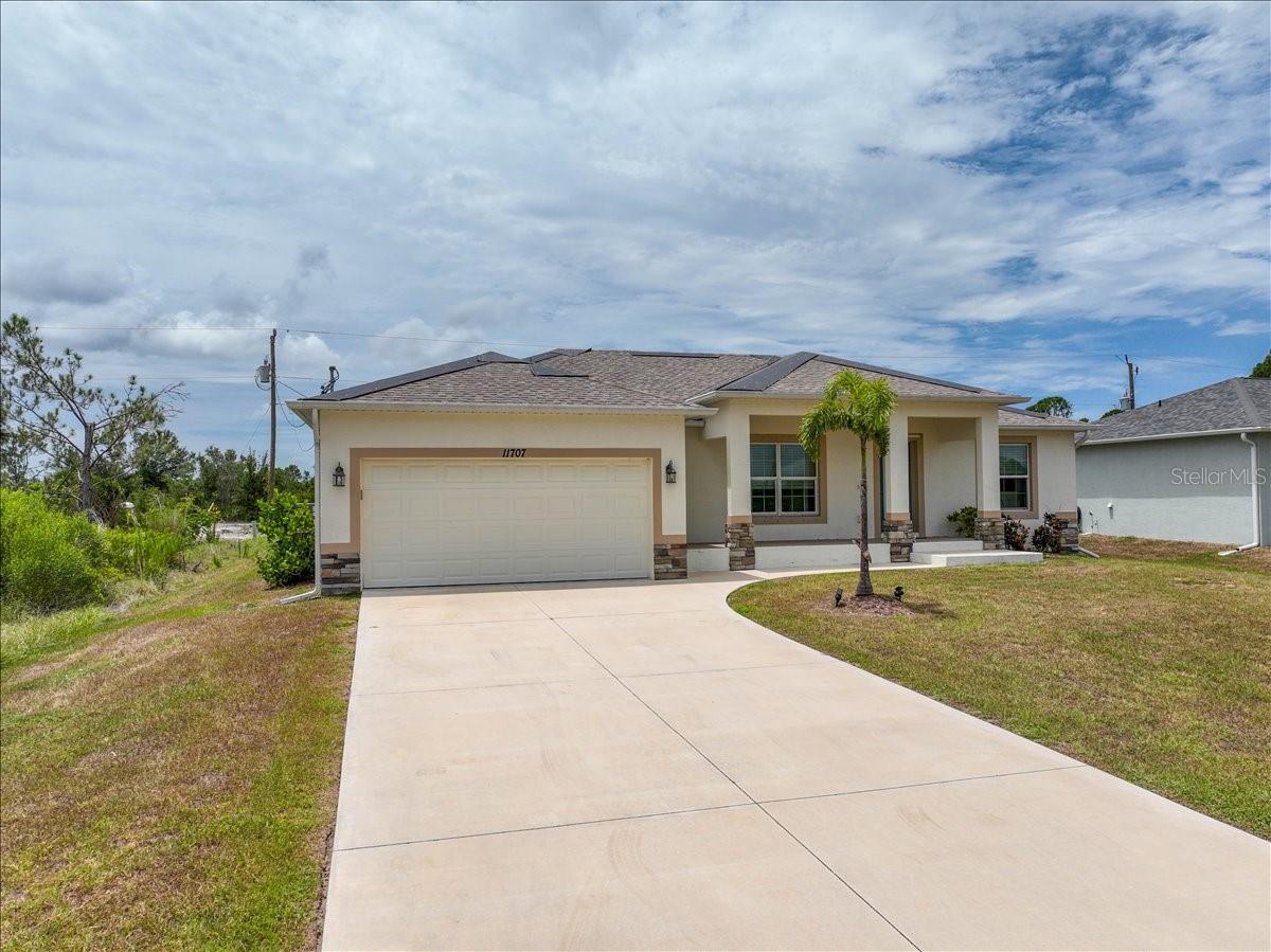 11707 WILLMINGTON BLVD, PORT CHARLOTTE, FL — photo 3