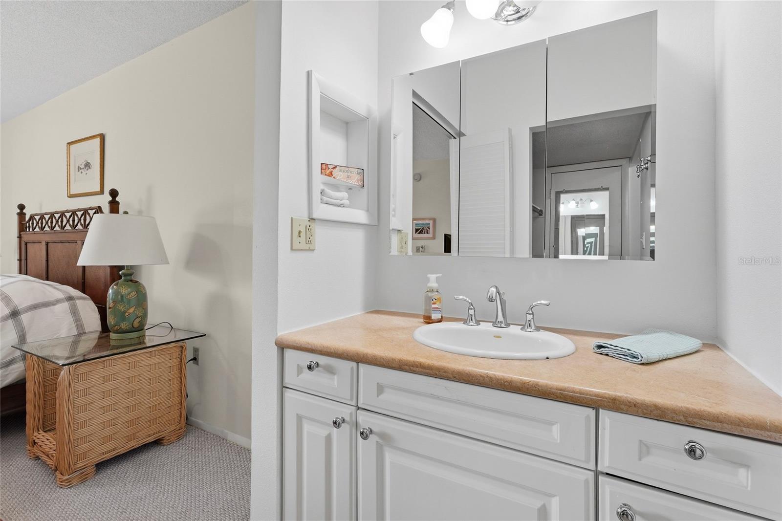3240 GULF OF MEXICO DR #B104, LONGBOAT KEY, FL — photo 29