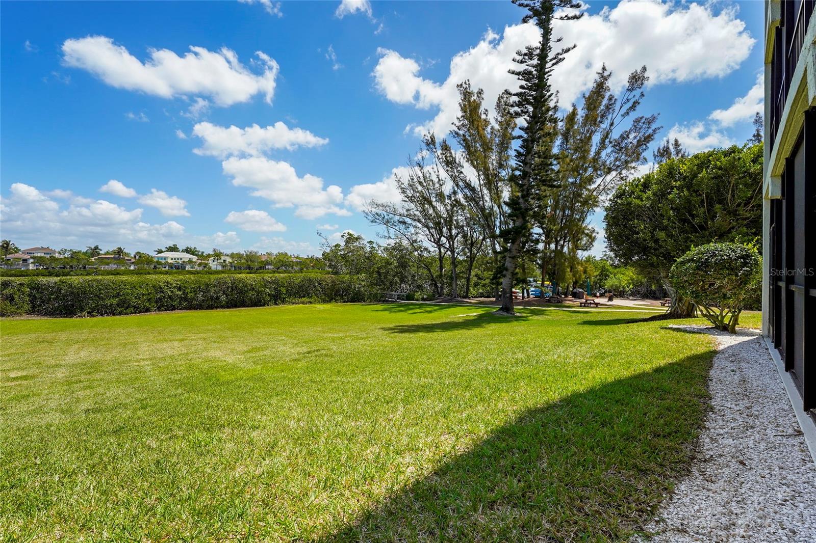 3240 GULF OF MEXICO DR #B104, LONGBOAT KEY, FL — photo 38
