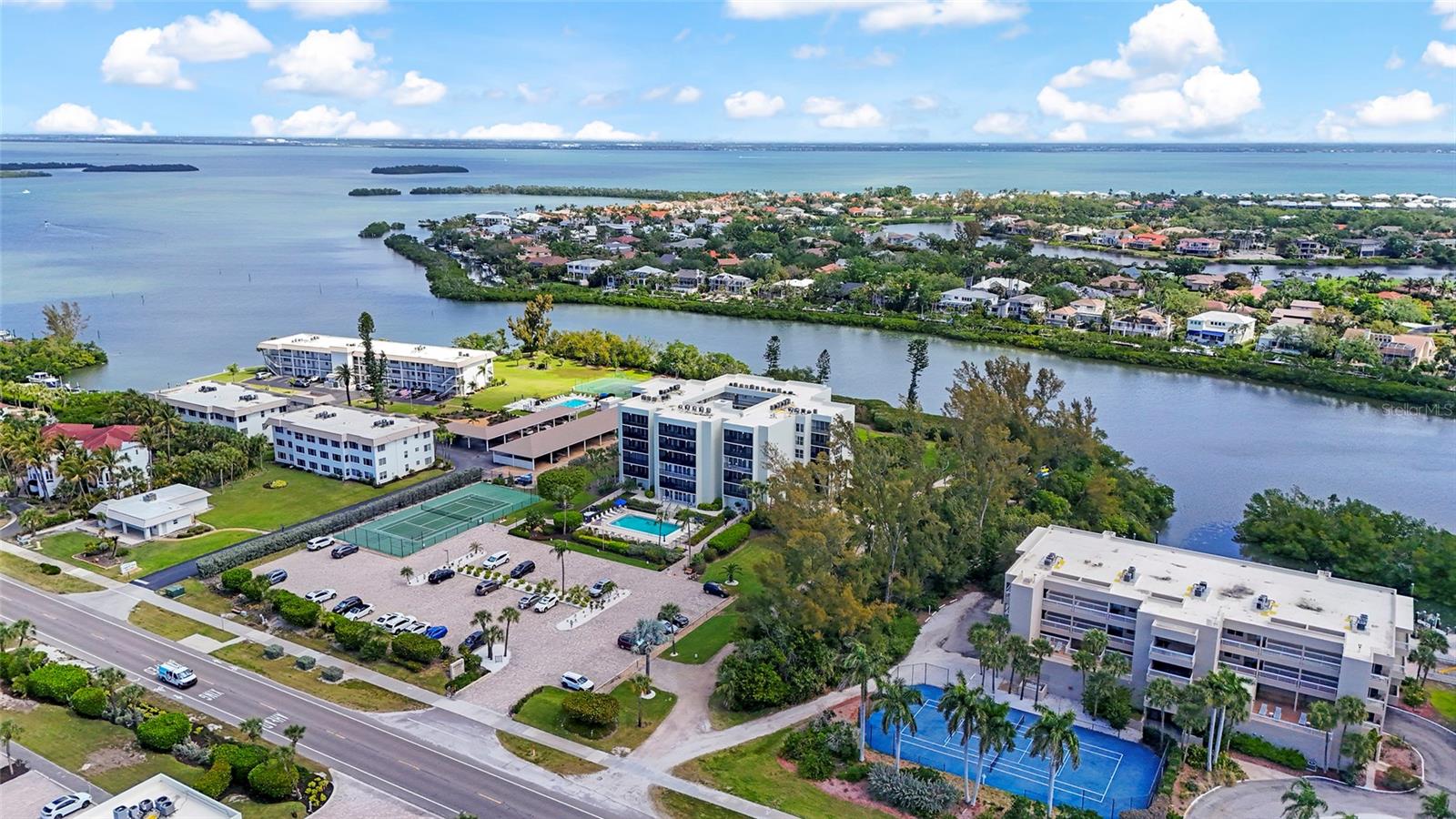 3240 GULF OF MEXICO DR #B104, LONGBOAT KEY, FL — photo 42