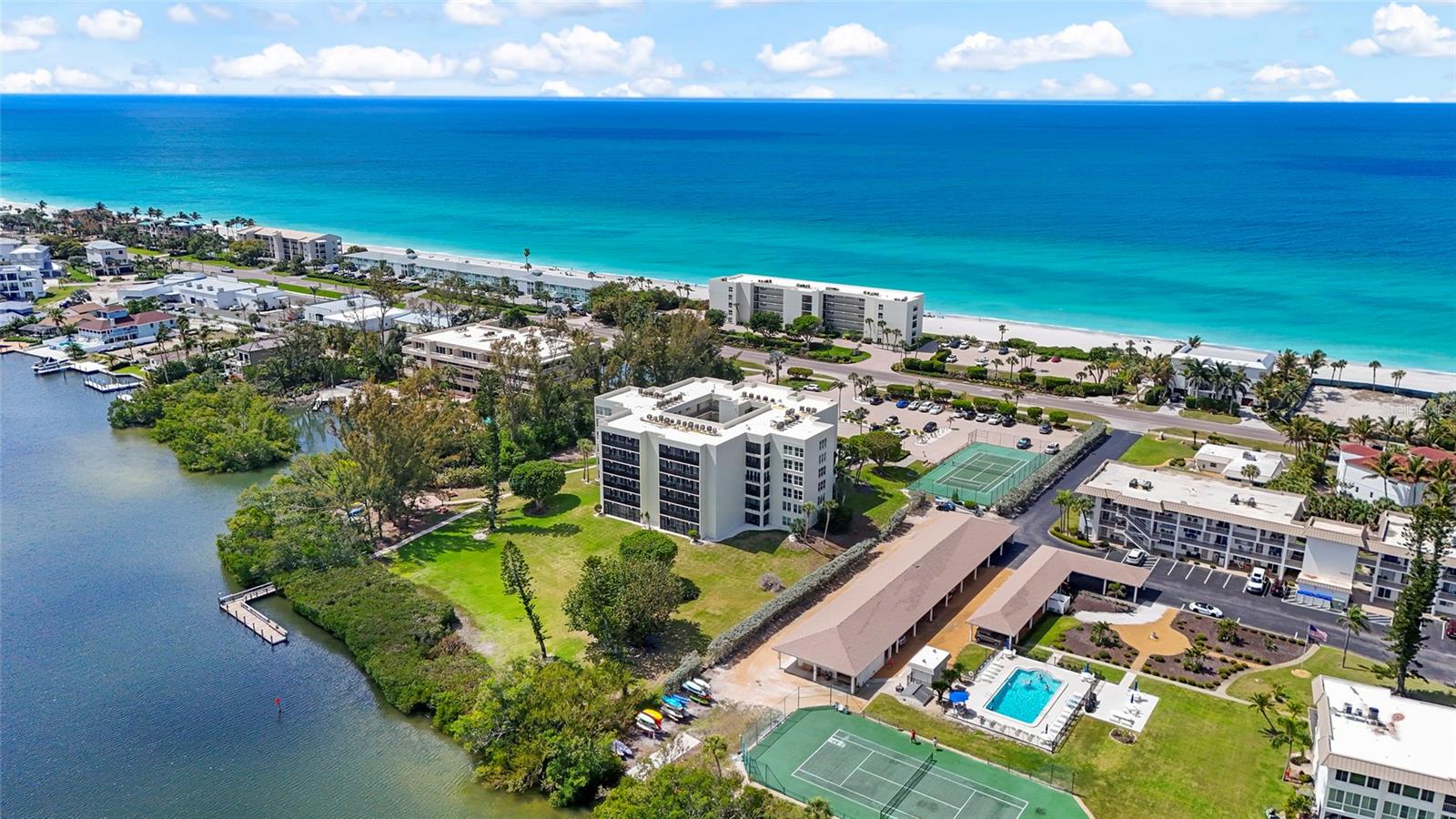 3240 GULF OF MEXICO DR #B104, LONGBOAT KEY, FL — photo 44