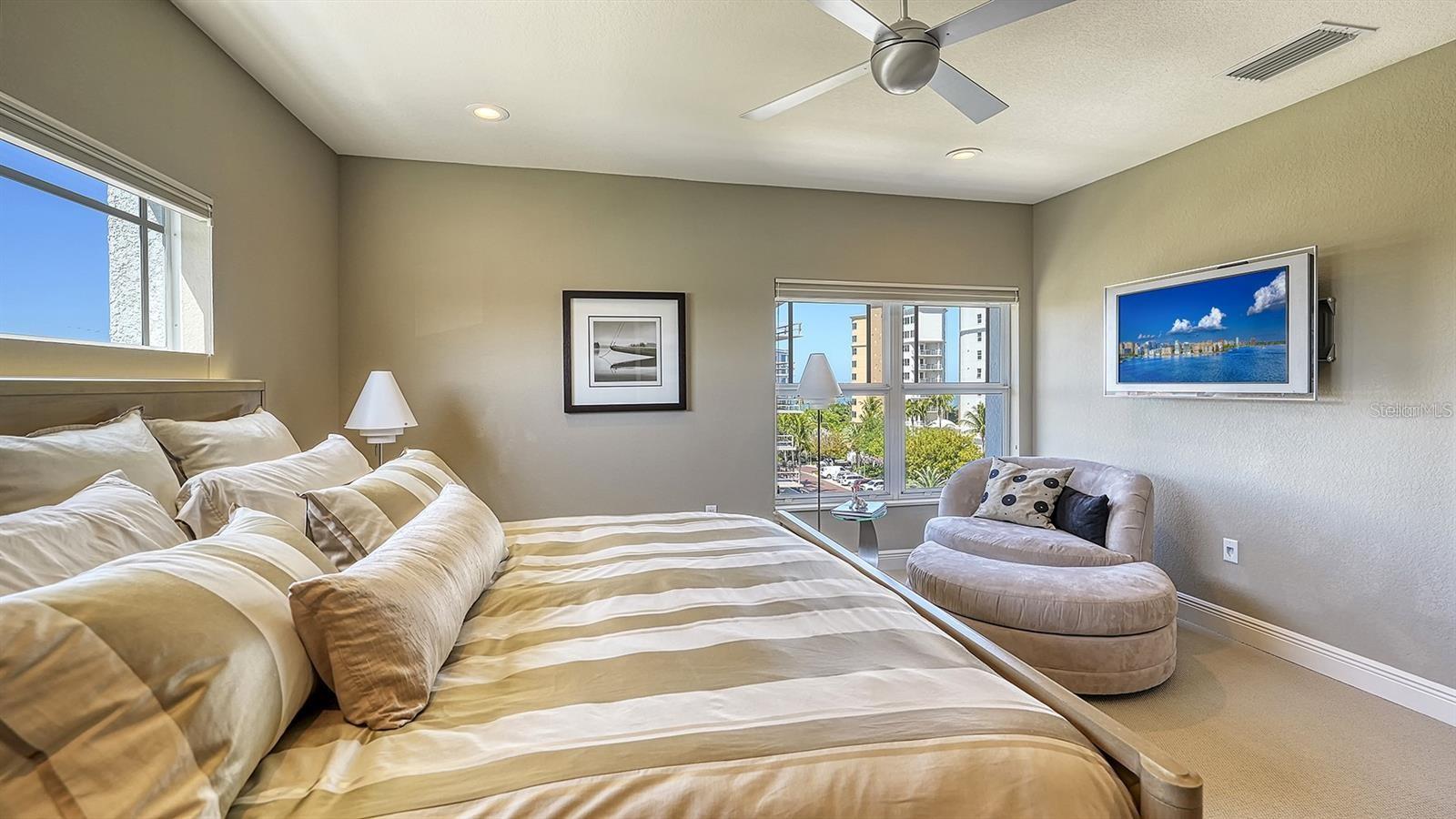 650 GOLDEN GATE PT #602, SARASOTA, FL — photo 36