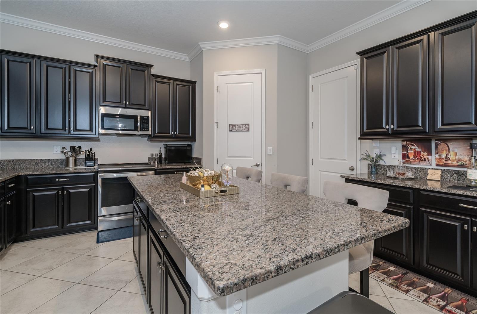 8099 LAGO MIST WAY, WESLEY CHAPEL, FL — photo 7