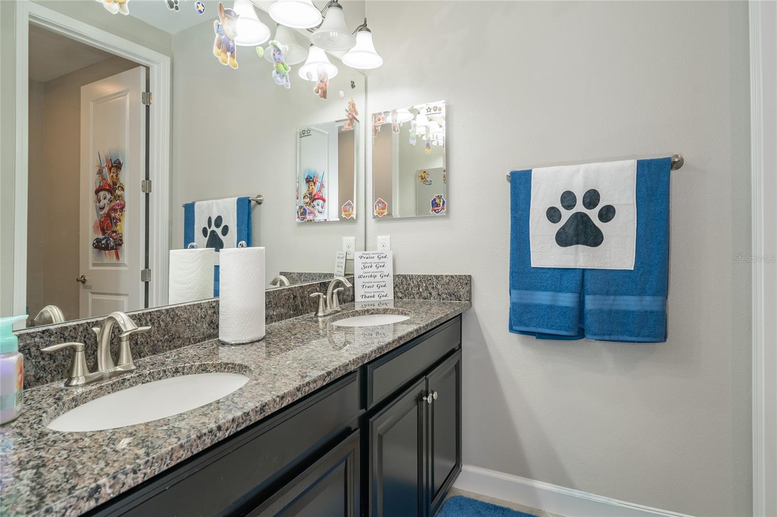 8099 LAGO MIST WAY, WESLEY CHAPEL, FL — photo 31