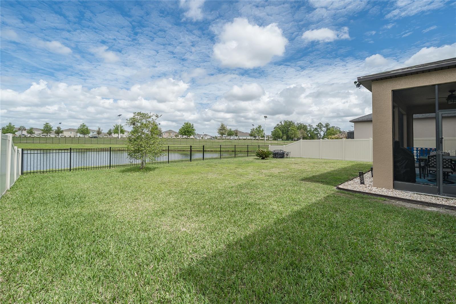 8099 LAGO MIST WAY, WESLEY CHAPEL, FL — photo 39