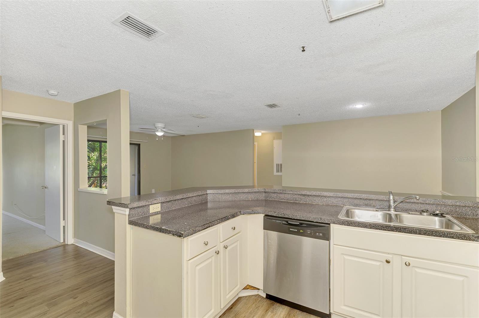 4045 CROCKERS LAKE BLVD #11, SARASOTA, FL — photo 22