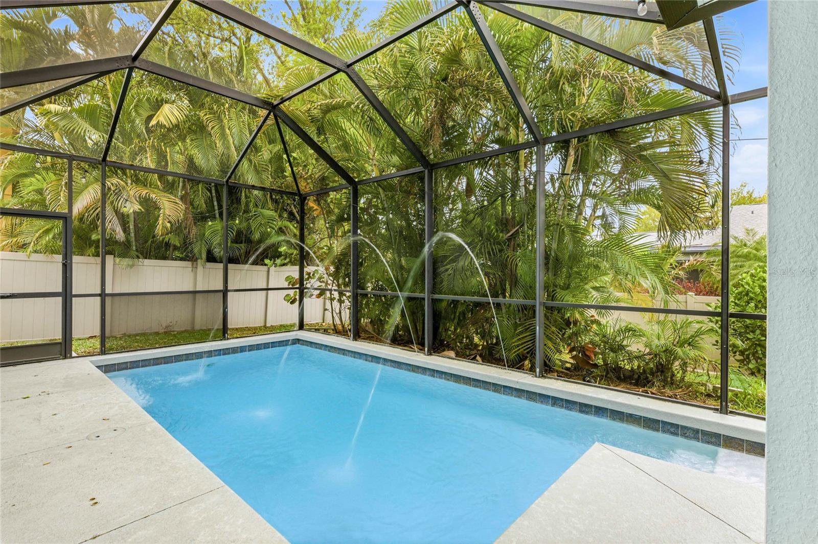 5603 AARON CT, SARASOTA, FL — photo 41