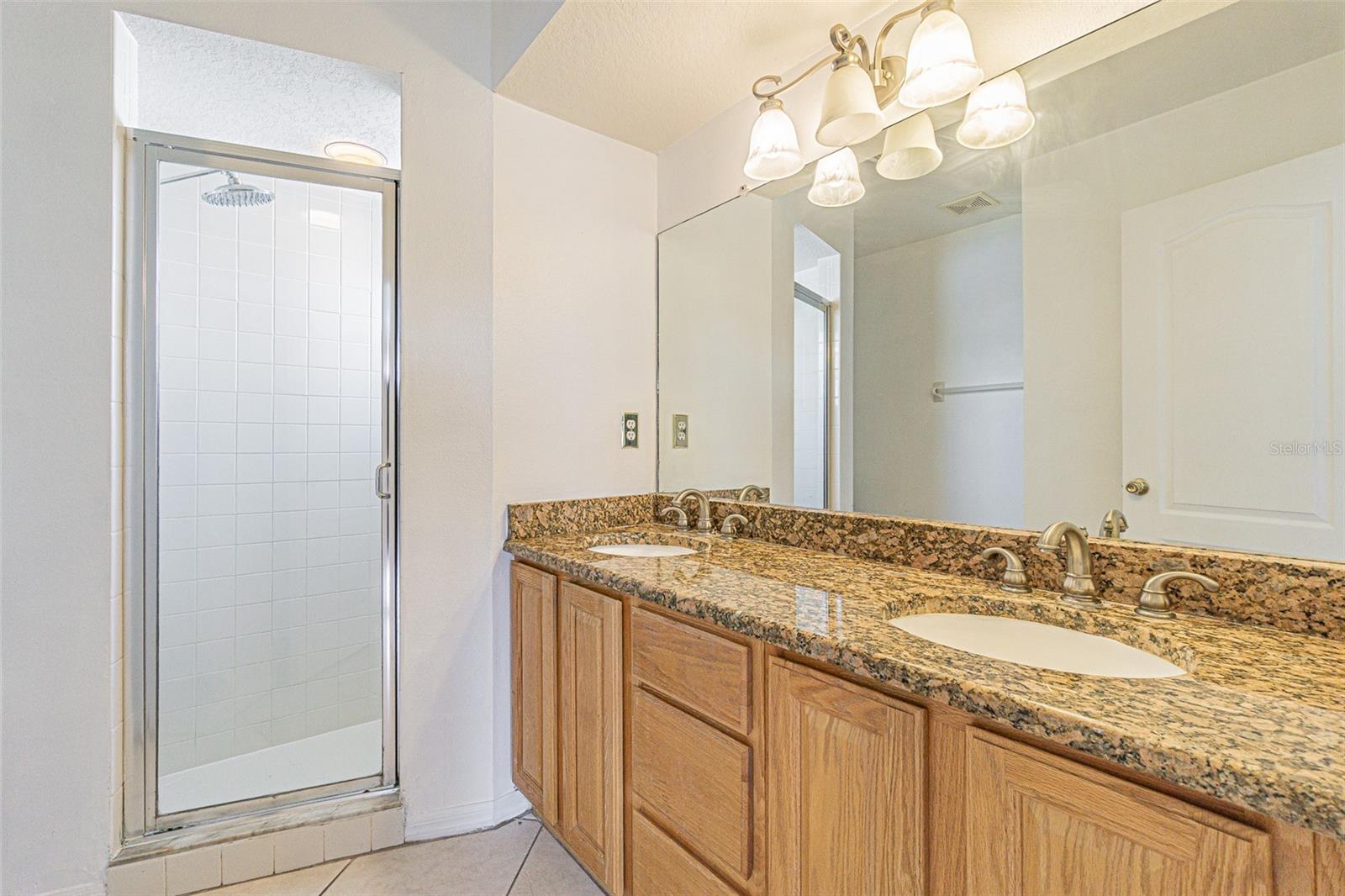 11204 COREY PAVIN LN, SAN ANTONIO, FL — photo 14