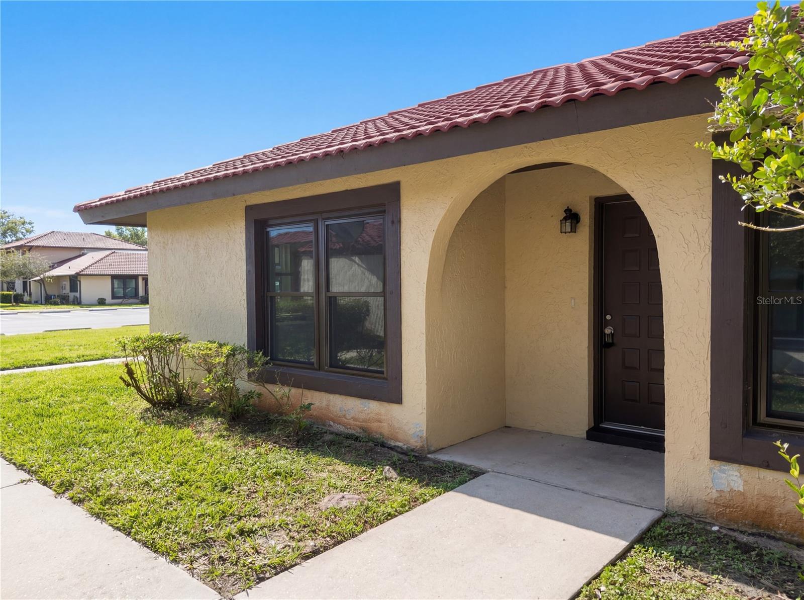 444 HUNTER CIR, KISSIMMEE, FL