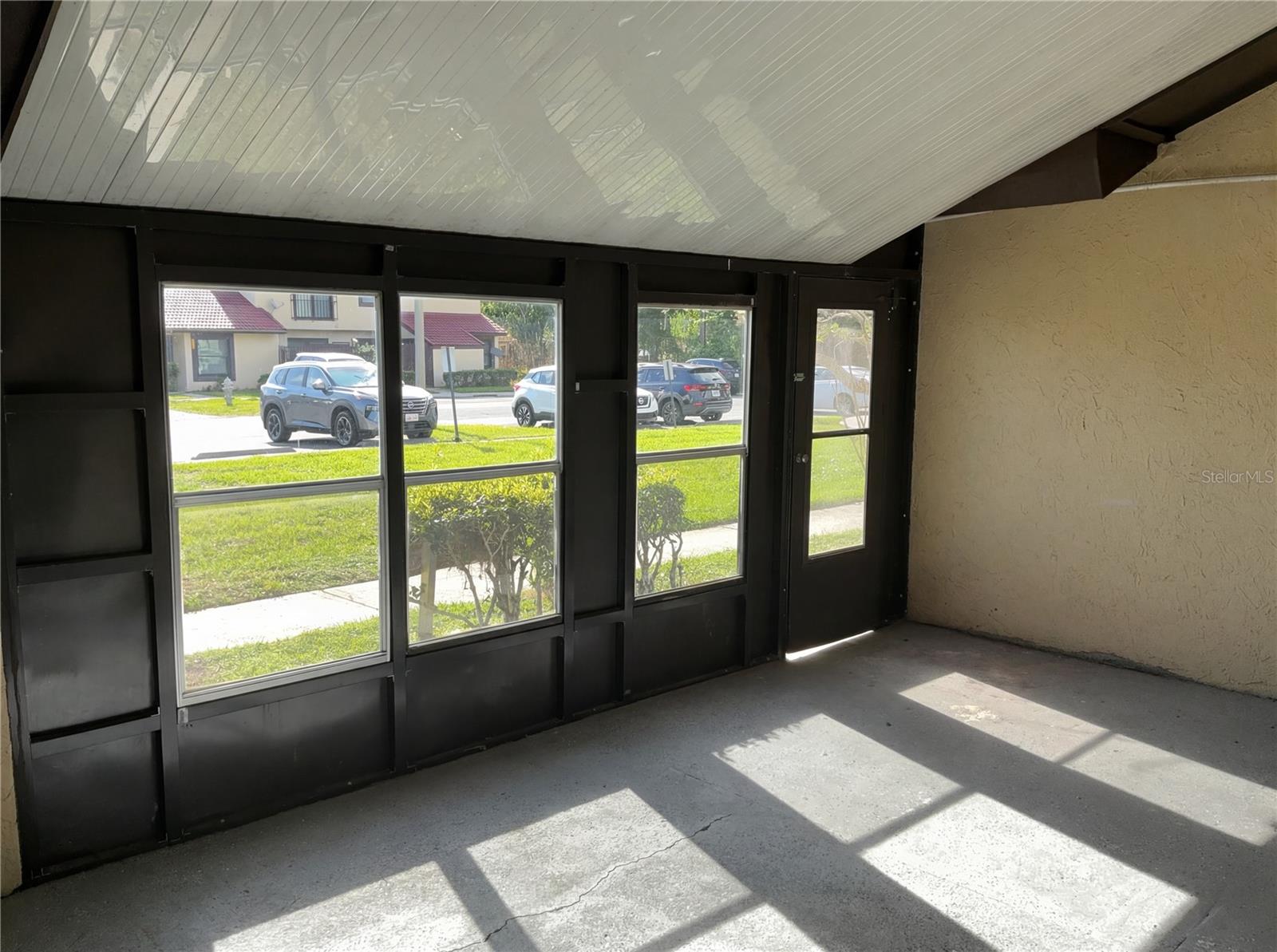 444 HUNTER CIR, KISSIMMEE, FL — photo 11