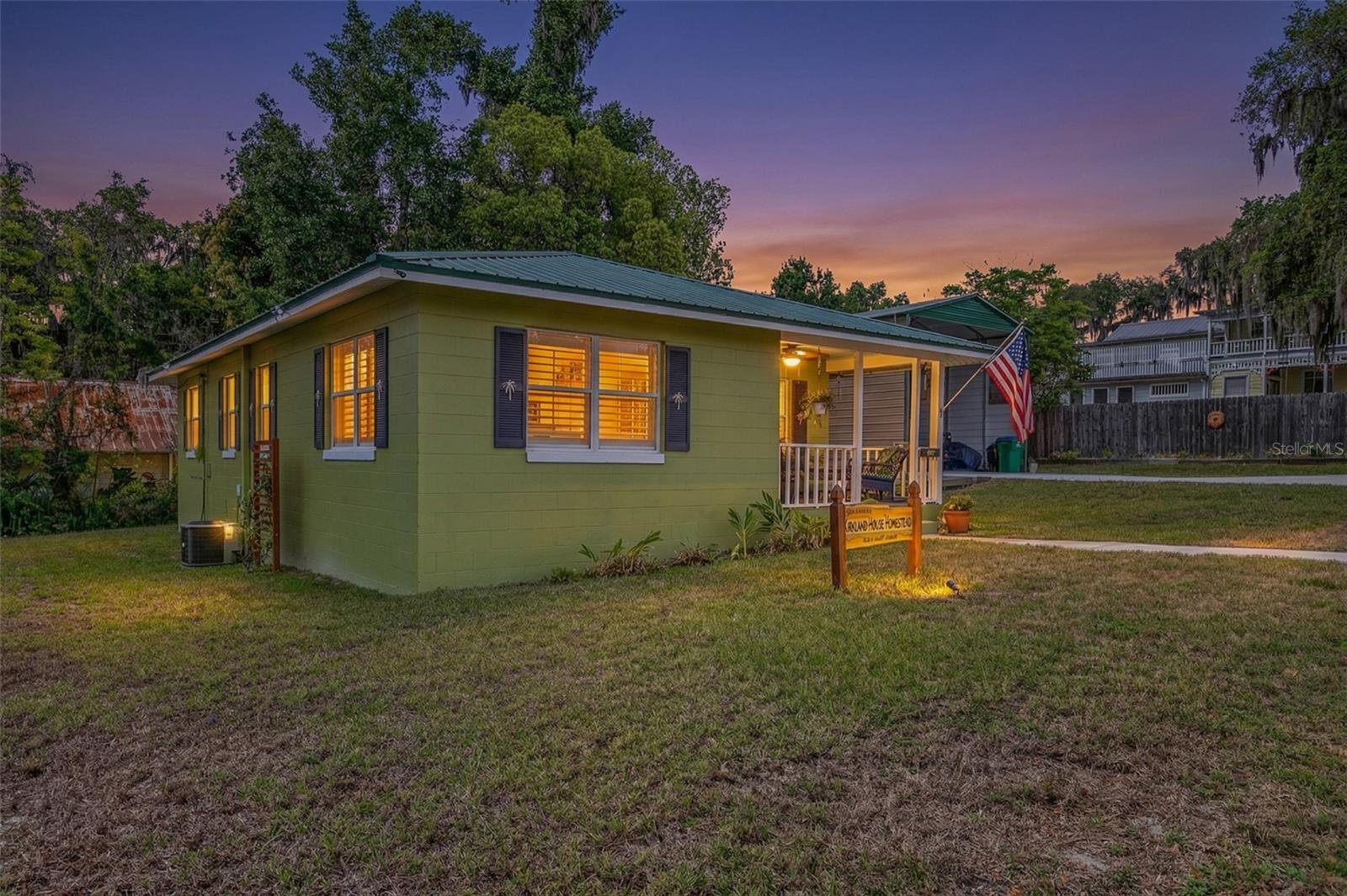 105 CENTRAL AVE, CRESCENT CITY, FL — photo 8