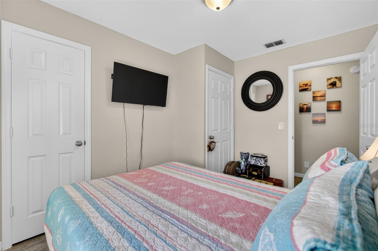 105 CENTRAL AVE, CRESCENT CITY, FL — photo 26