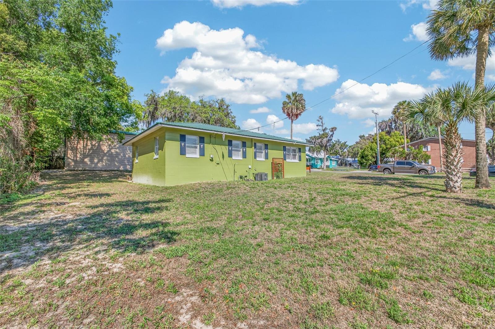105 CENTRAL AVE, CRESCENT CITY, FL — photo 37