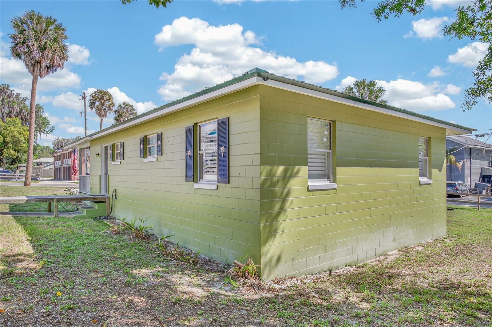 105 CENTRAL AVE, CRESCENT CITY, FL — photo 38