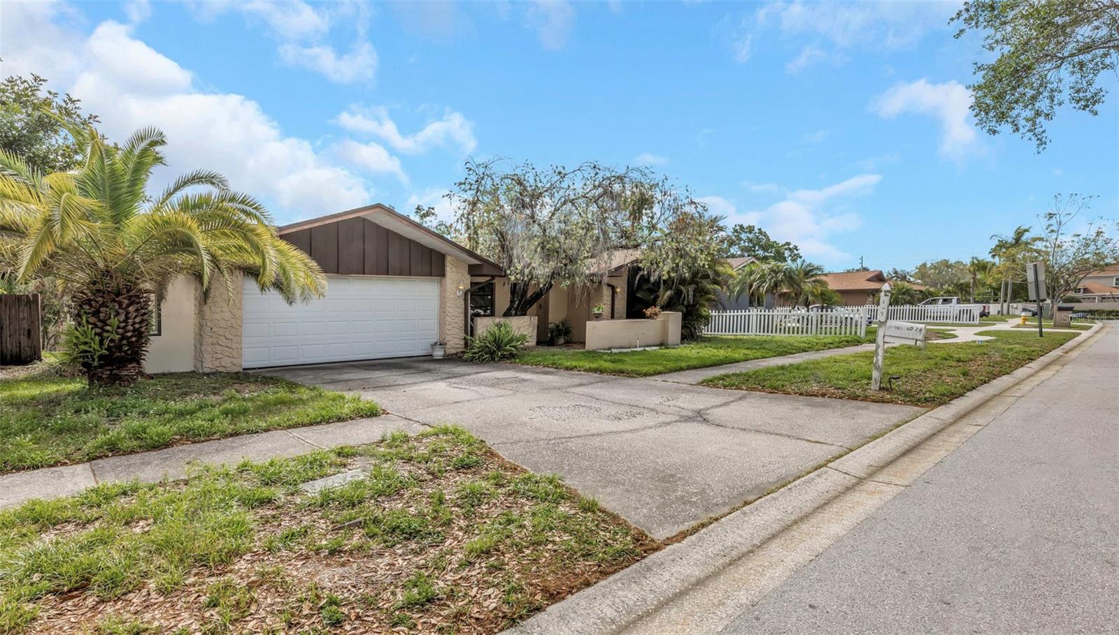 107 COUNTRY VILLAS DR, SAFETY HARBOR, FL — photo 56