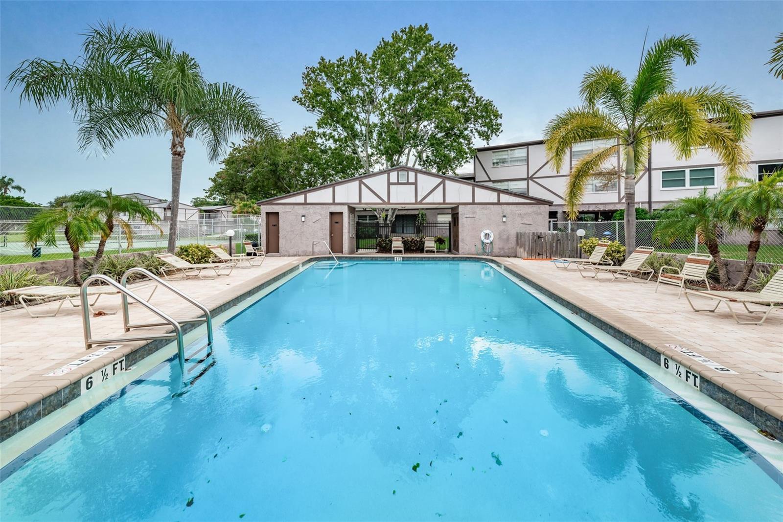 1127 KING ARTHUR CT #309, DUNEDIN, FL — photo 45