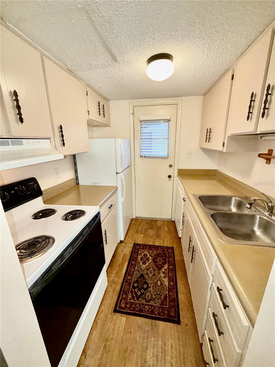 1127 KING ARTHUR CT #309, DUNEDIN, FL — photo 22