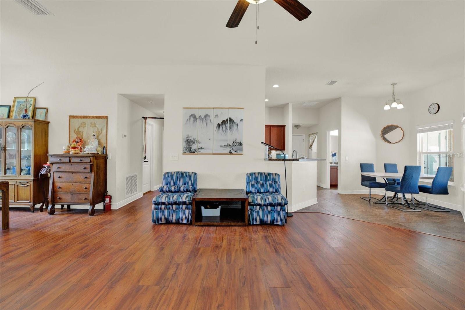 14061 WHITE PLAINS ST, SPRING HILL, FL — photo 8
