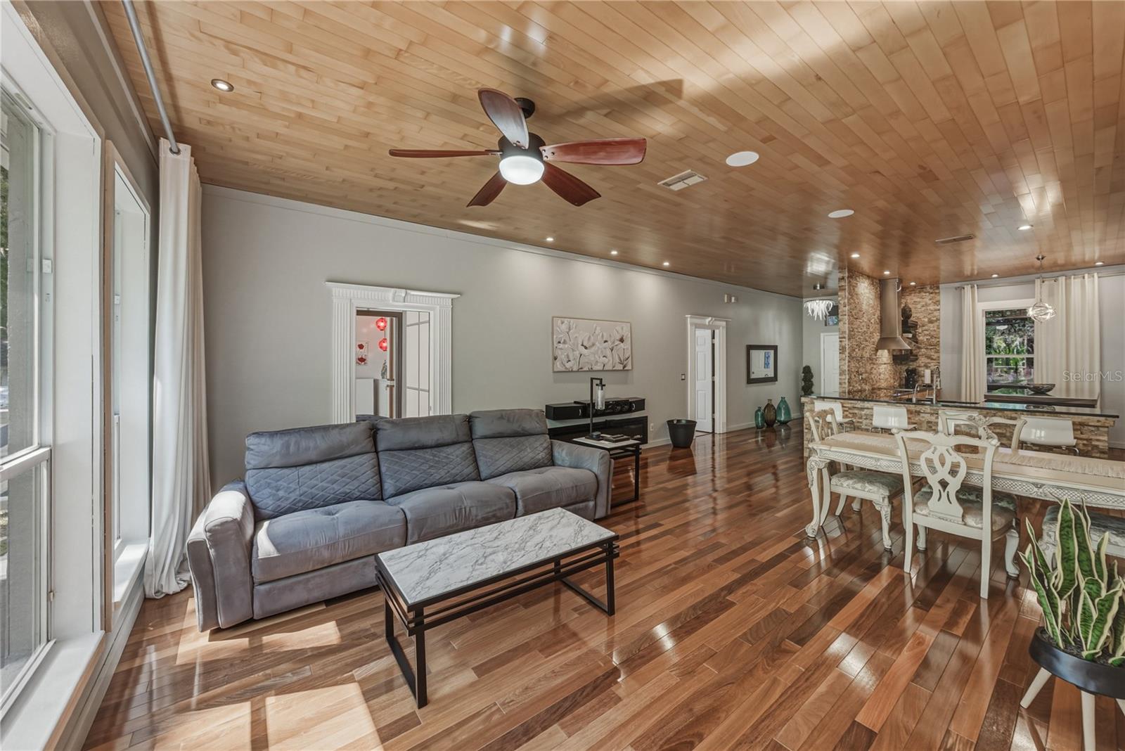 8600 SHENANDOAH RUN, WESLEY CHAPEL, FL — photo 13