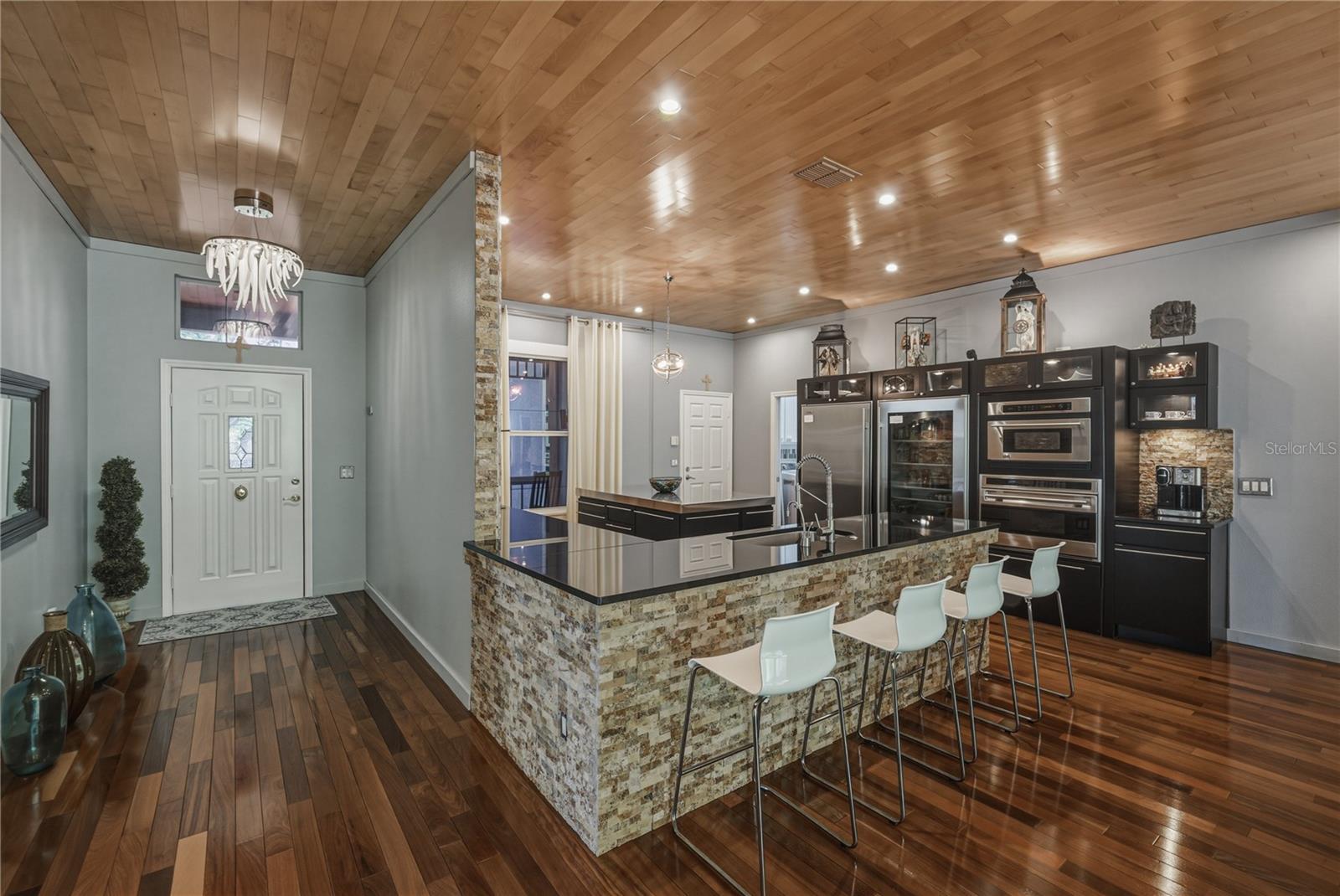 8600 SHENANDOAH RUN, WESLEY CHAPEL, FL — photo 15
