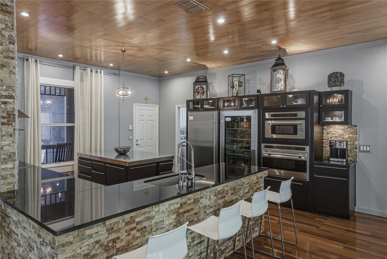 8600 SHENANDOAH RUN, WESLEY CHAPEL, FL — photo 16