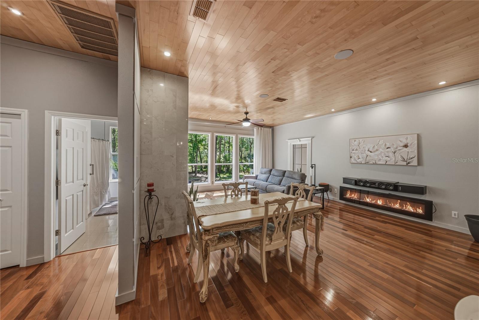 8600 SHENANDOAH RUN, WESLEY CHAPEL, FL — photo 24