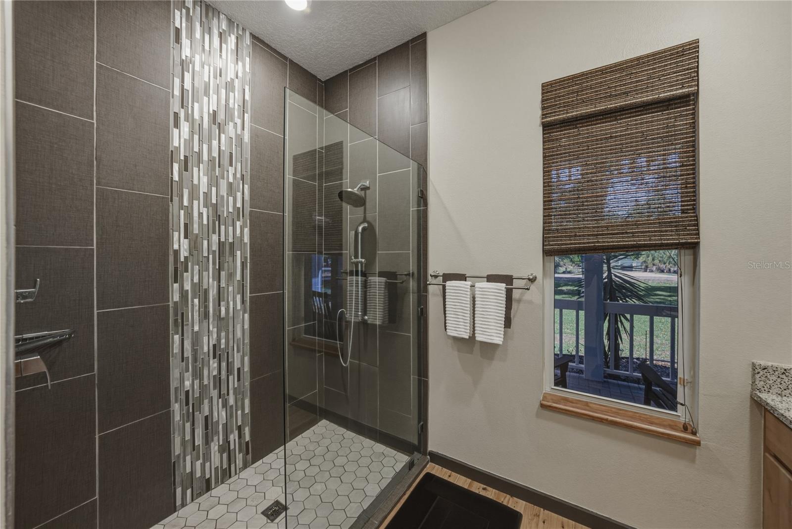 8600 SHENANDOAH RUN, WESLEY CHAPEL, FL — photo 34