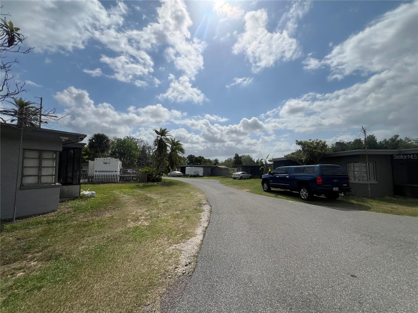 15992 W COLONIAL DR, OAKLAND, FL — photo 8
