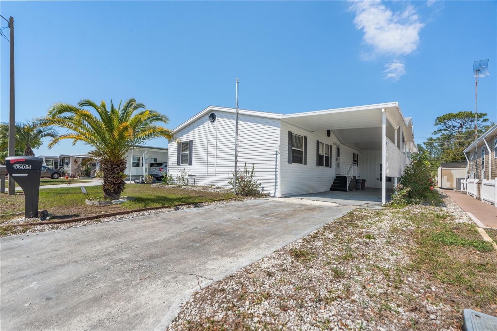 5205 BOTANY DR, HOLIDAY, FL