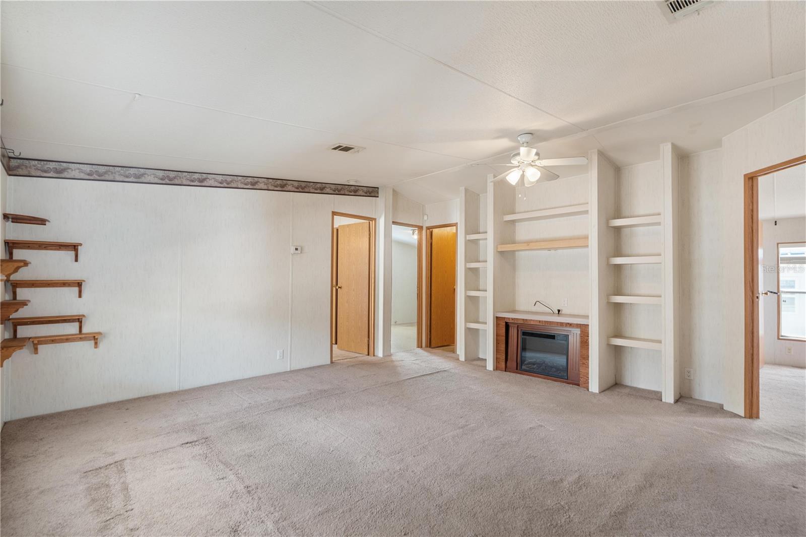 5205 BOTANY DR, HOLIDAY, FL — photo 4