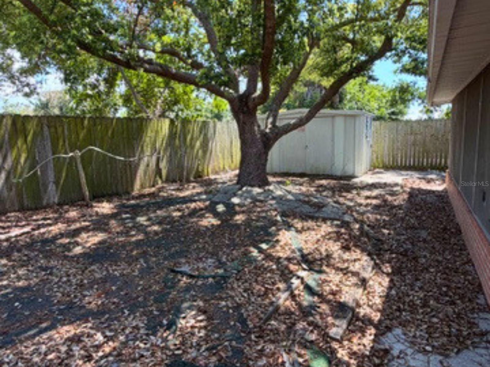 208 13TH ST SW, LARGO, FL — photo 6