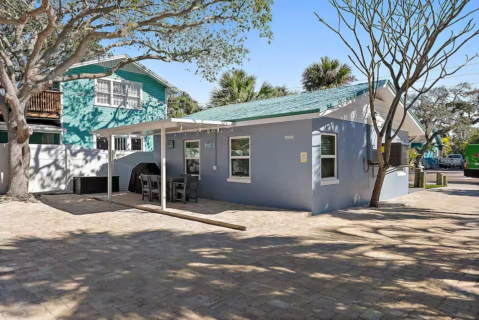 724 GULF BLVD, INDIAN ROCKS BEACH, FL — photo 3