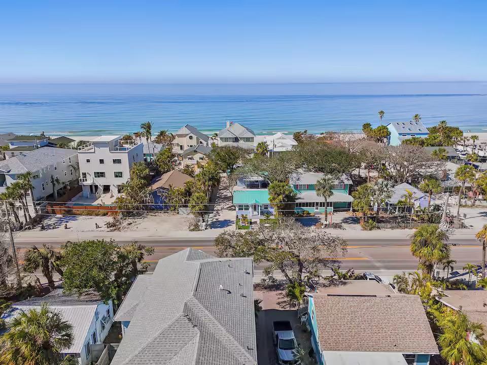 724 GULF BLVD, INDIAN ROCKS BEACH, FL — photo 39