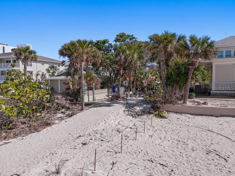 724 GULF BLVD, INDIAN ROCKS BEACH, FL — photo 51