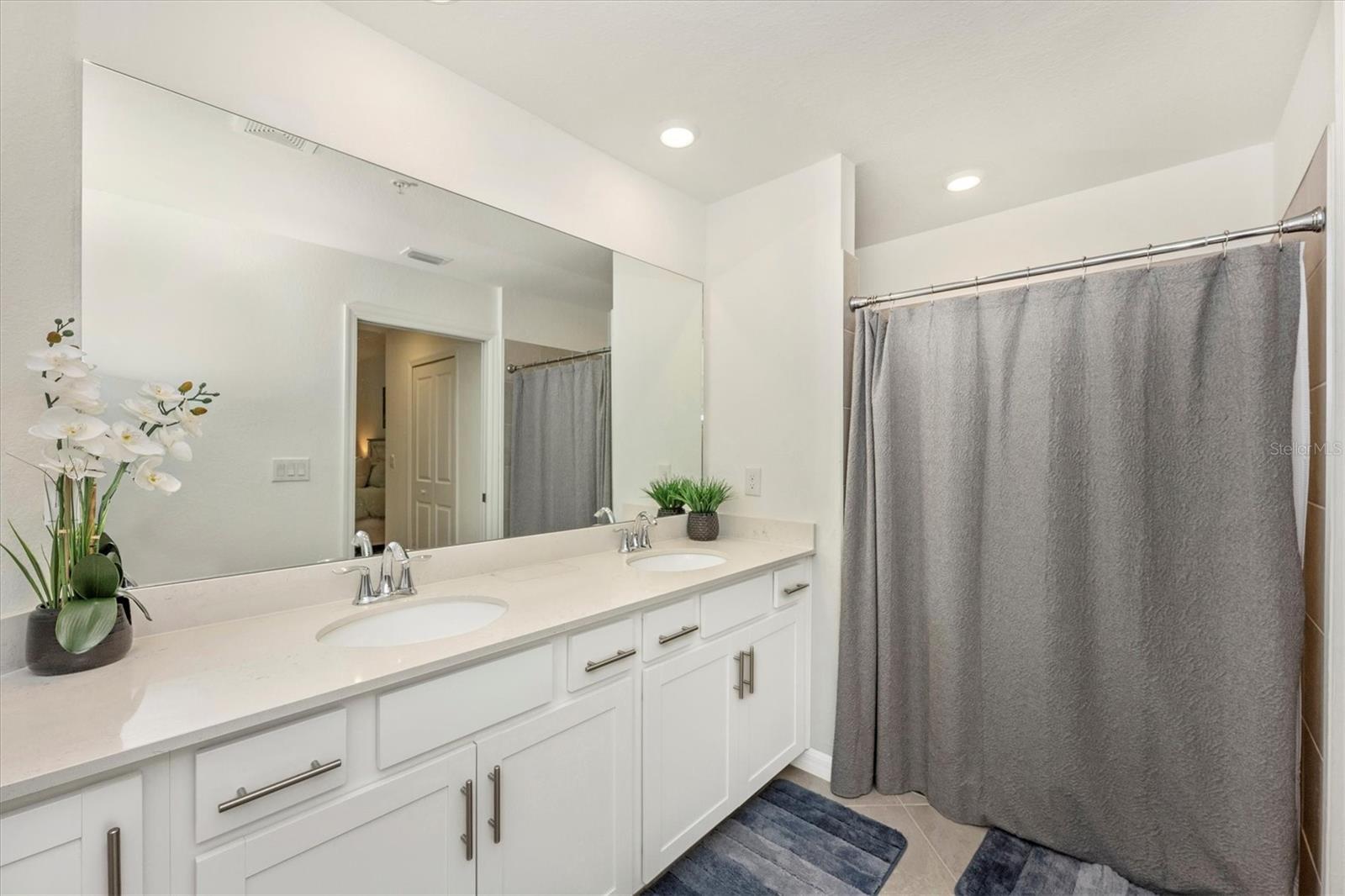 12550 GALAPAGOS ST #104, VENICE, FL — photo 29