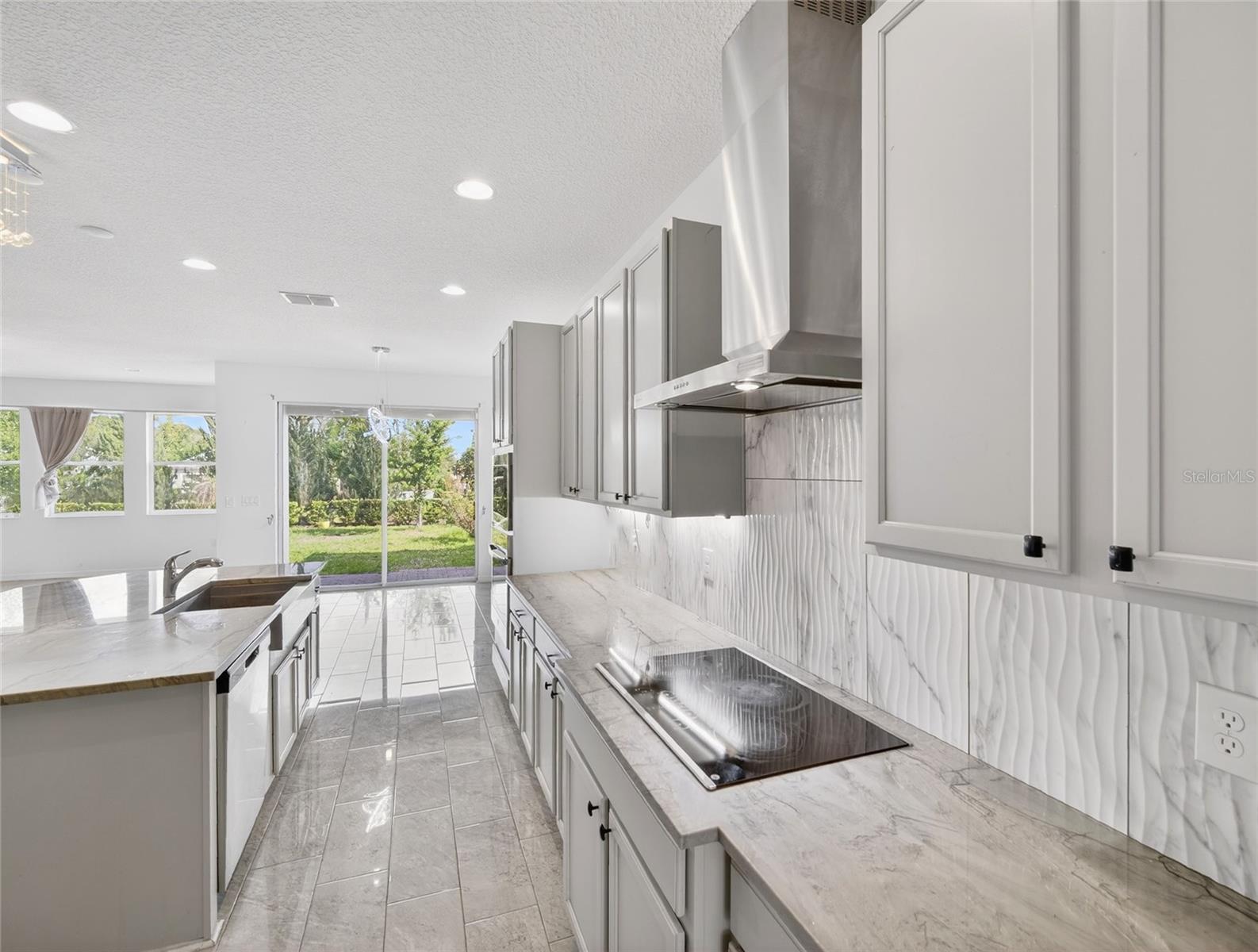 2556 LEYLAND CYPRESS LN, SANFORD, FL — photo 23