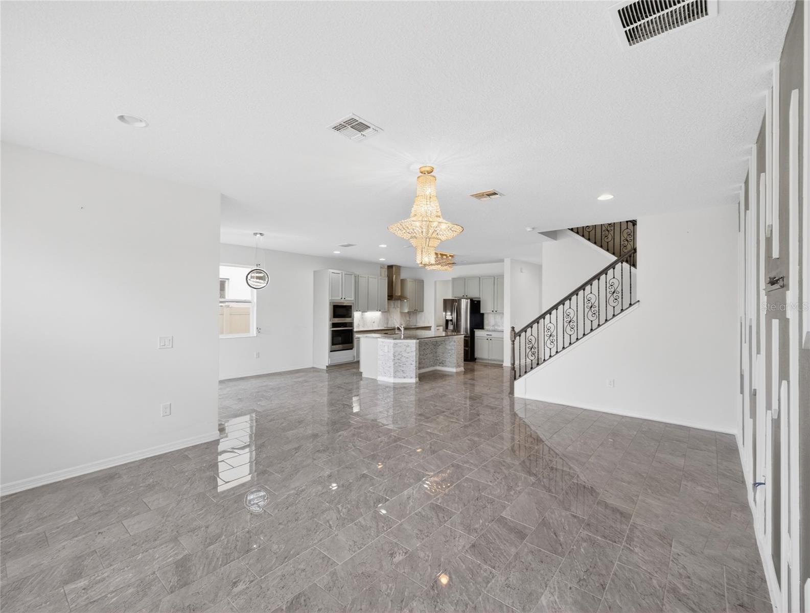 2556 LEYLAND CYPRESS LN, SANFORD, FL — photo 25