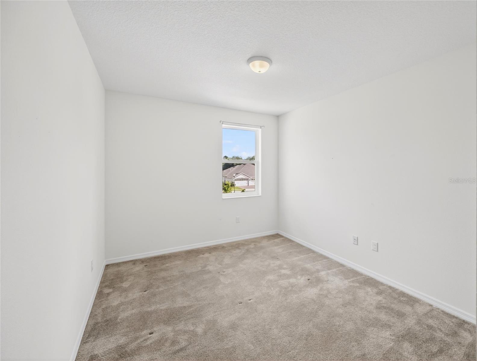 2556 LEYLAND CYPRESS LN, SANFORD, FL — photo 43