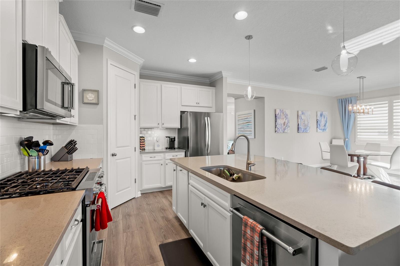8681 RAIN SONG RD, SARASOTA, FL — photo 8
