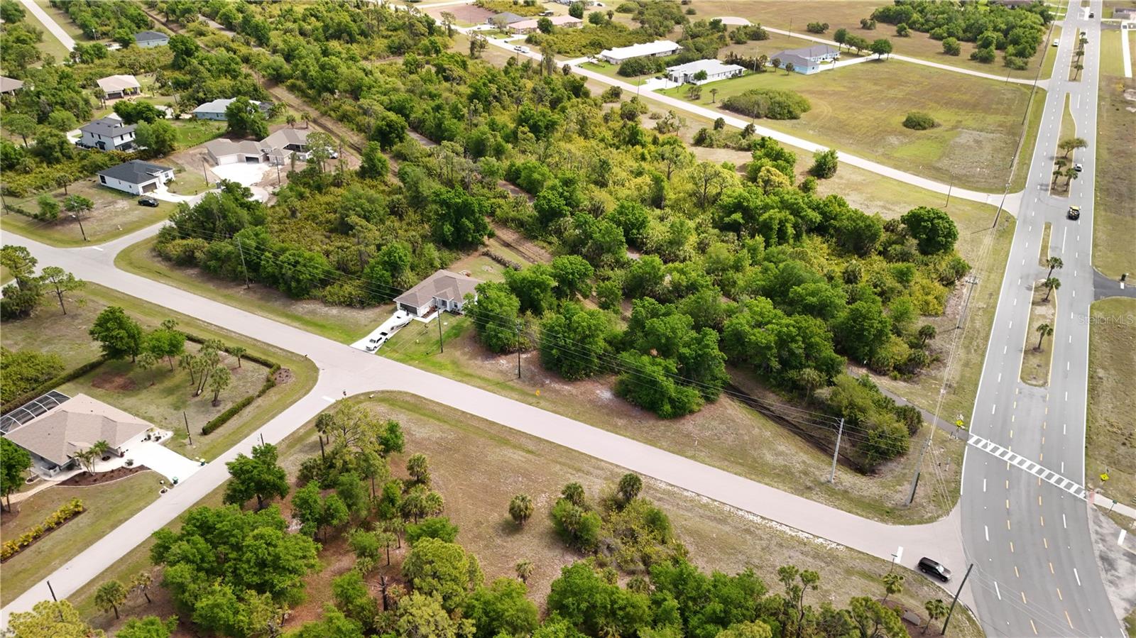 101 ANTILLA DR, ROTONDA WEST, FL — photo 21