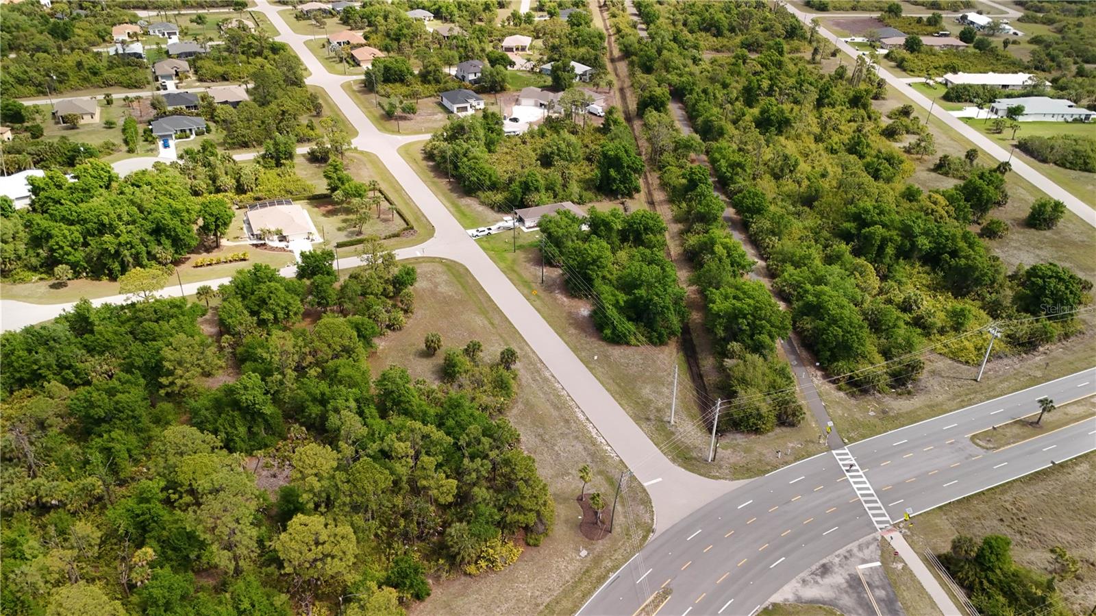 101 ANTILLA DR, ROTONDA WEST, FL — photo 22