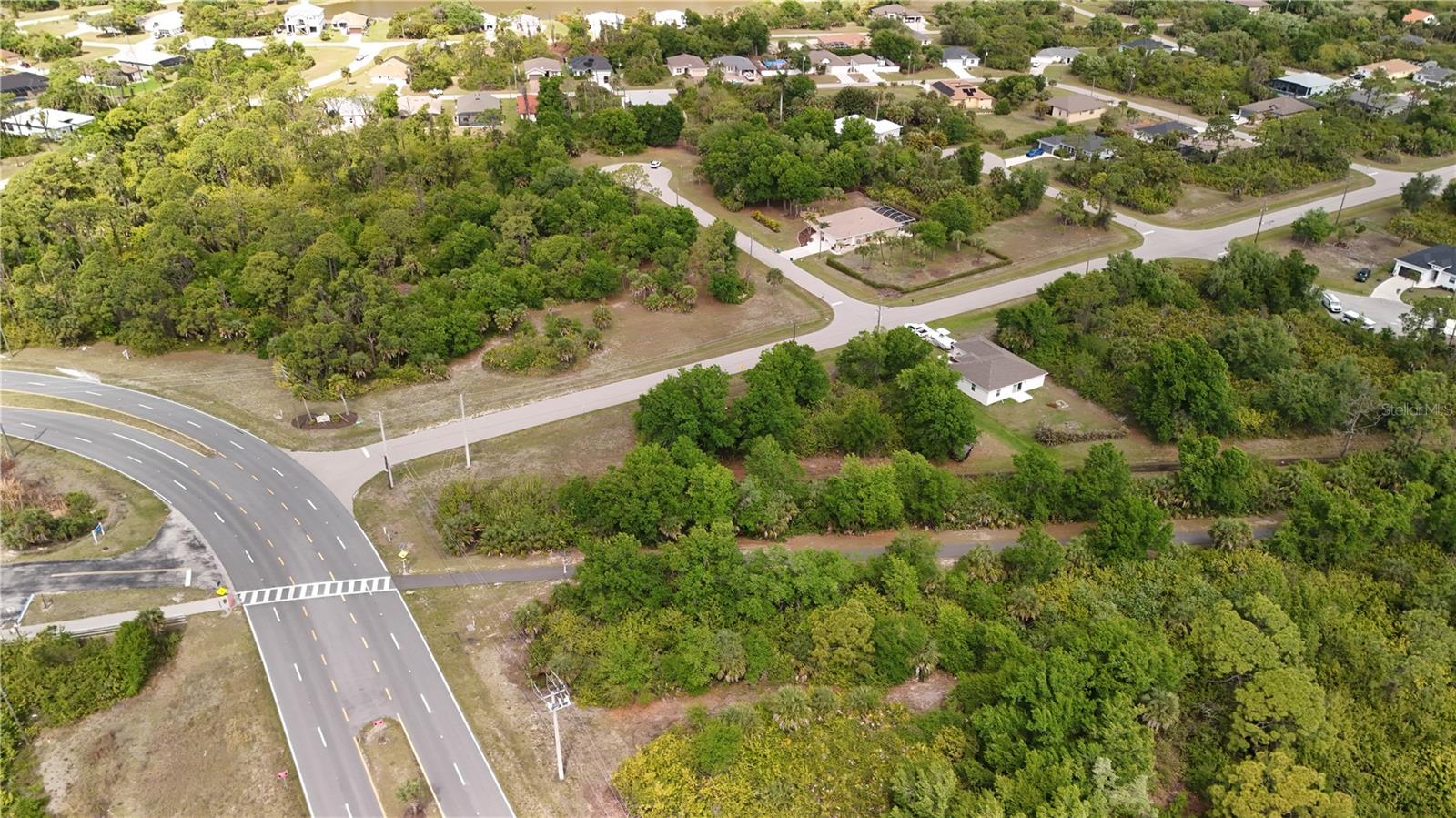 103 ANTILLA DR, ROTONDA WEST, FL — photo 14
