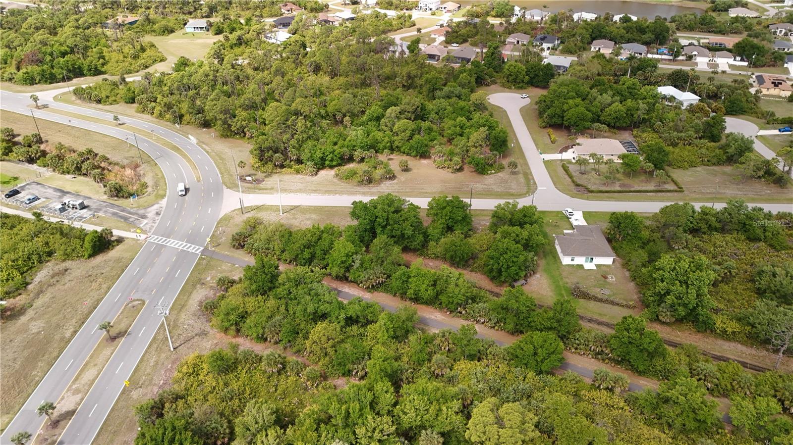 103 ANTILLA DR, ROTONDA WEST, FL — photo 15