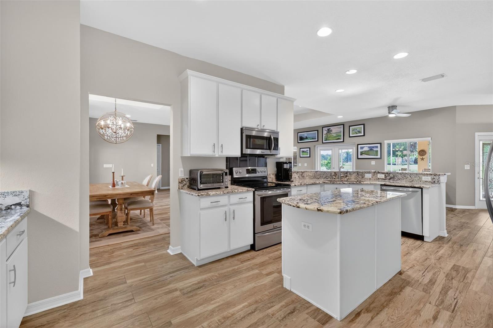 1880 EDGEWATER DR, MOUNT DORA, FL — photo 25